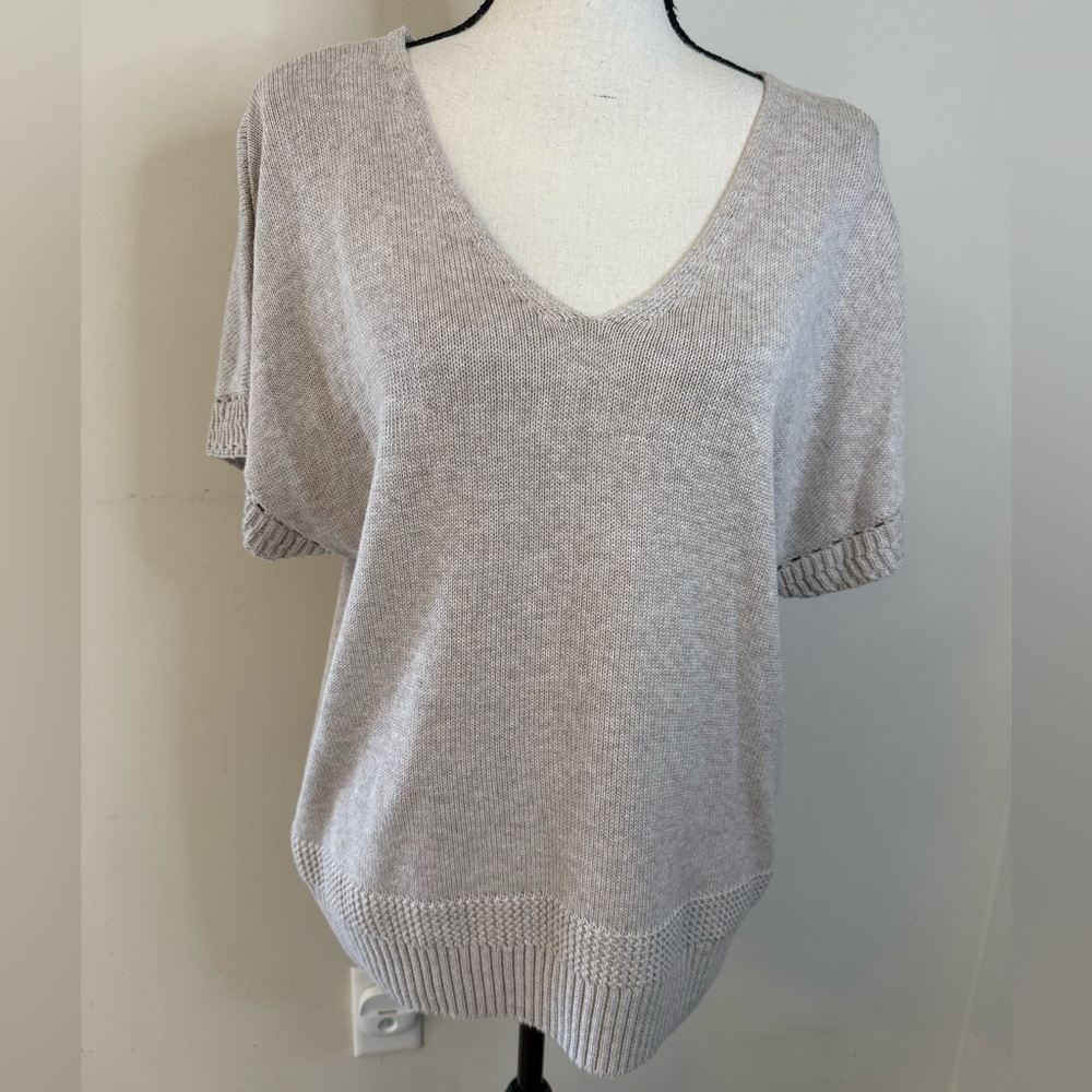 Joie beige tan knit sweater short sleeves ribbed chevron & cutout detail SZ Med